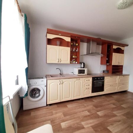 Apartmán 1 Комнатная На Позняках Kyjev Exteriér fotografie