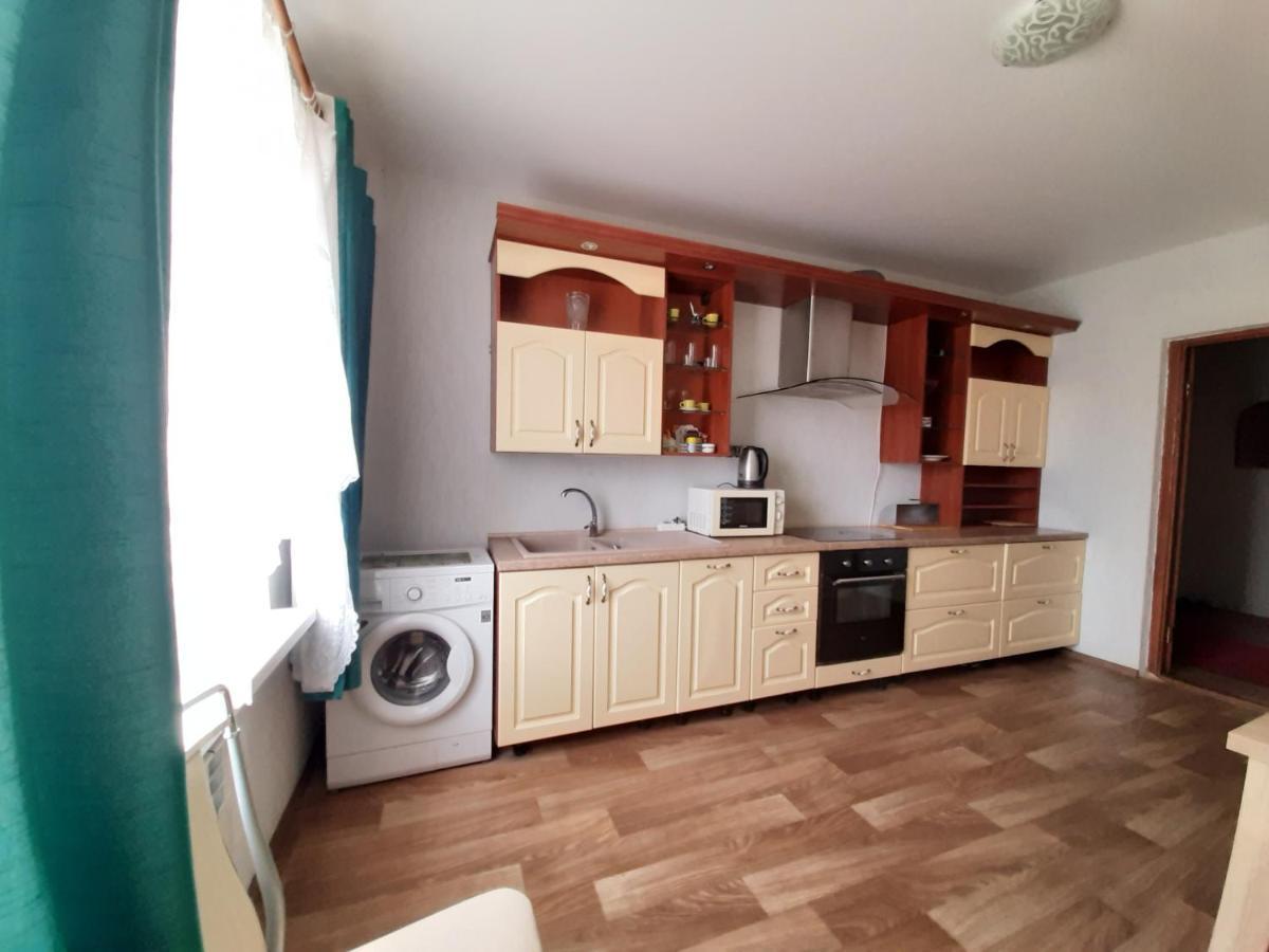 Apartmán 1 Комнатная На Позняках Kyjev Exteriér fotografie