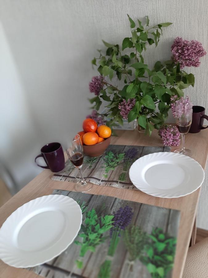 Apartmán 1 Комнатная На Позняках Kyjev Exteriér fotografie